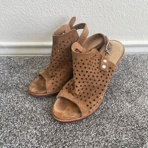 Rag & Bone Wyatt Heels Womens 37.5 / US 7.5 Camel Brown Sandals Suede Slingback